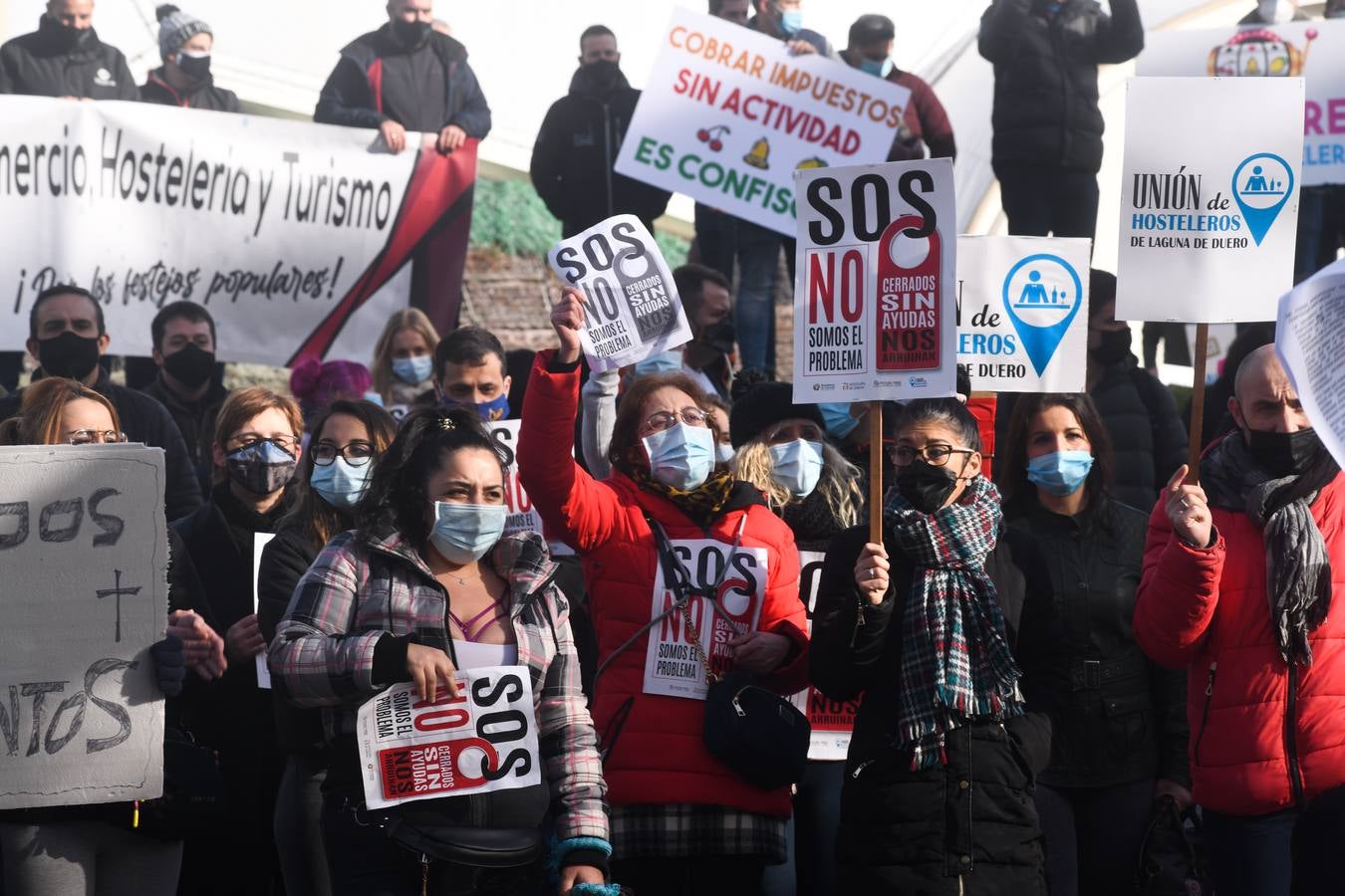 Fotos: Manifestación en Valladolid de todos los sectores afectados por la crisis de la pandemia