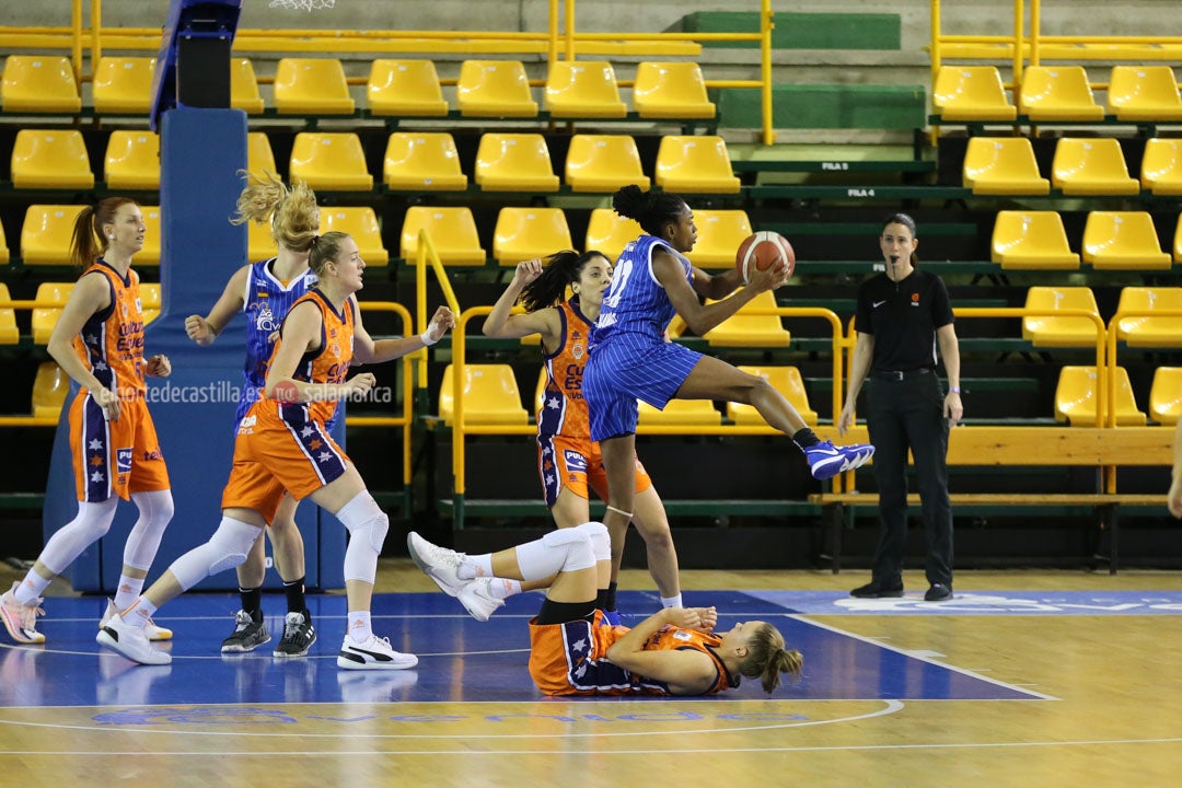 Perfumerías Avenida - Valencia Basket