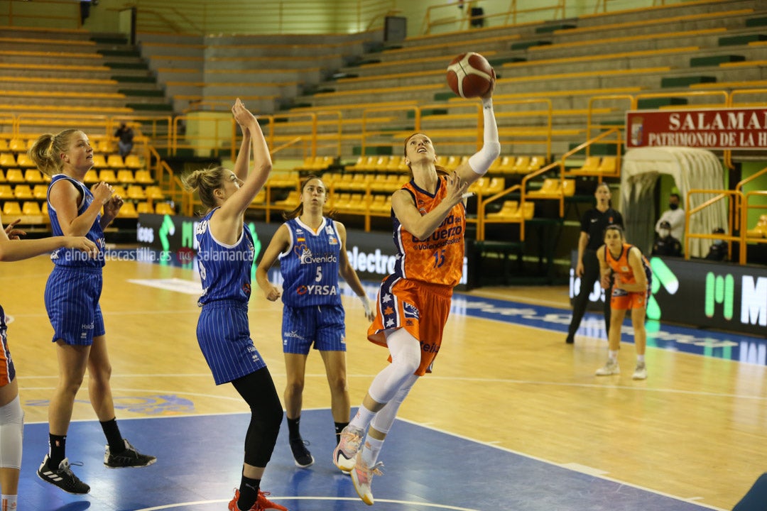 Perfumerías Avenida - Valencia Basket