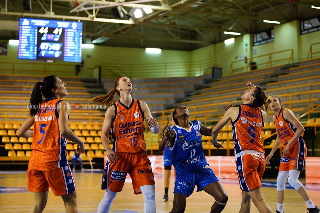 Perfumerías Avenida - Valencia Basket