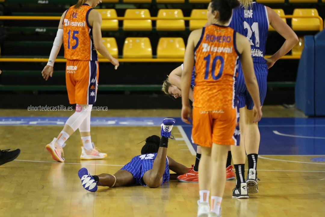 Perfumerías Avenida - Valencia Basket