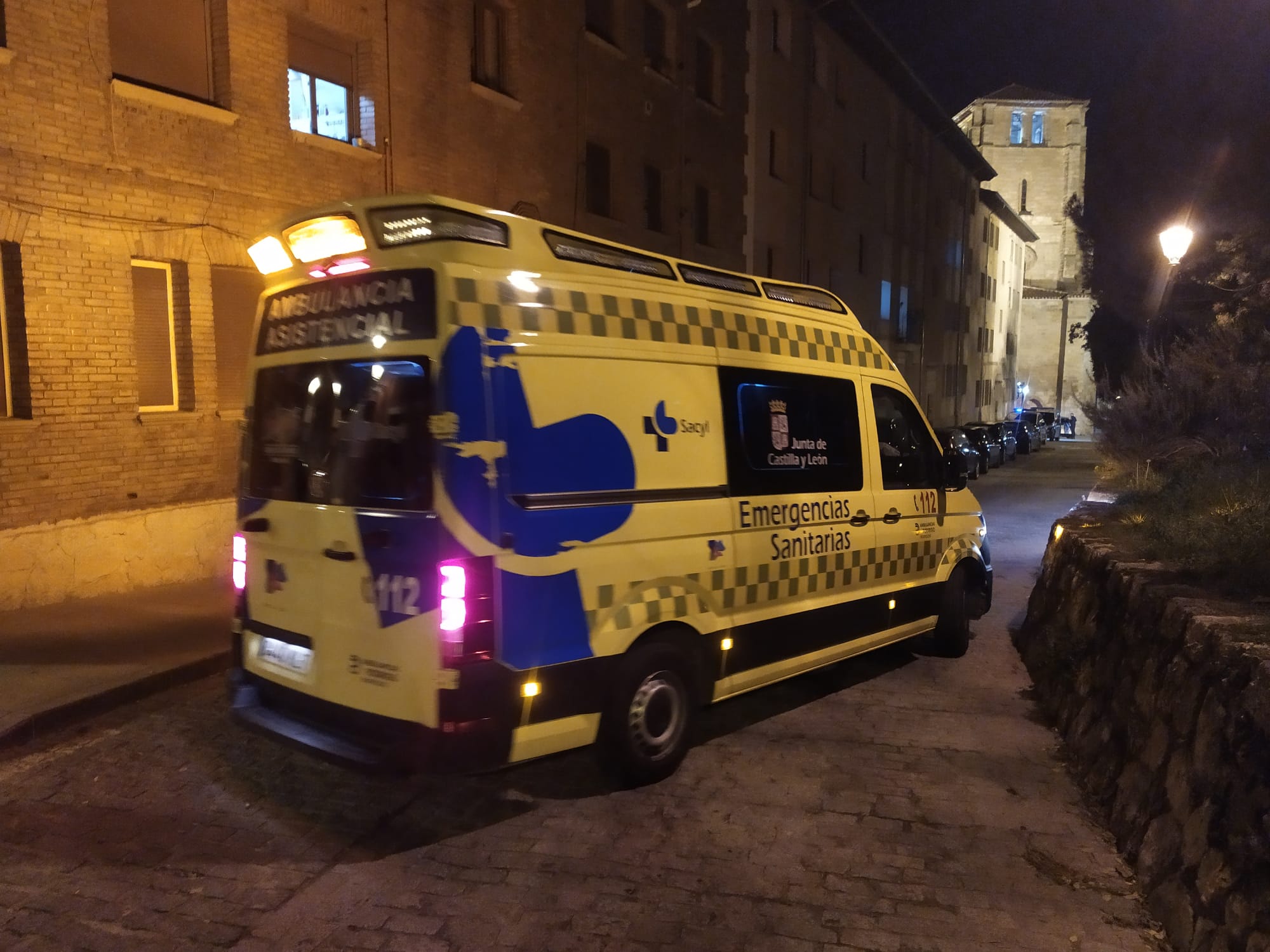 Imagen secundaria 1 - Dos jóvenes heridos por arma blanca en el centro de Burgos