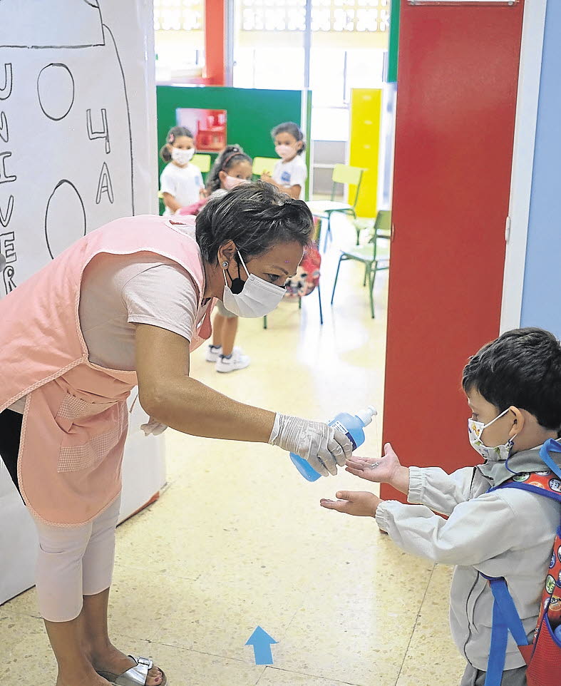 La semana comienza con 17 nuevas aulas cerradas por covid en Castilla y León