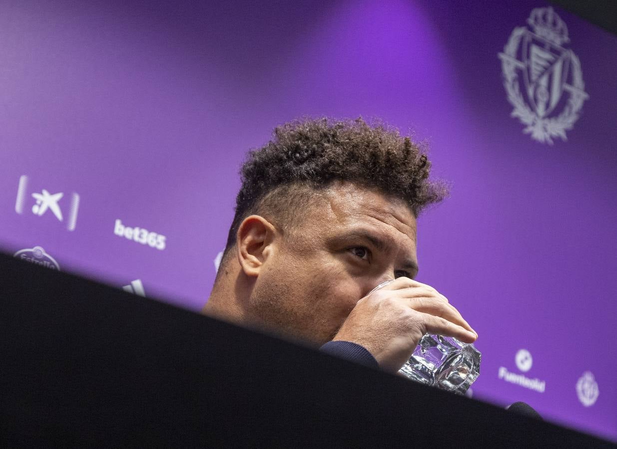 Fotos: Ronaldo ofrece una rueda de prensa presencial en Zorrilla