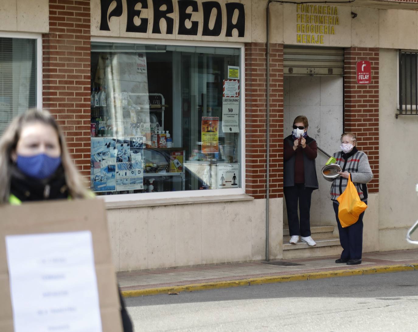 Fotos: Protesta de los autónomos en Venta de Baños, Palencia