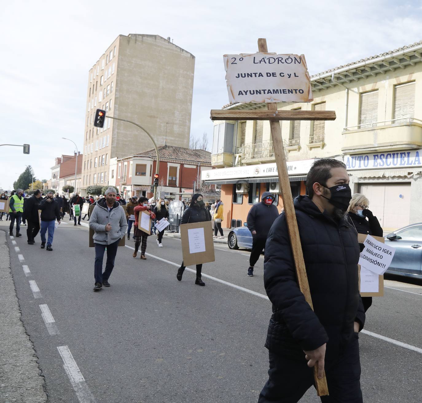 Fotos: Protesta de los autónomos en Venta de Baños, Palencia