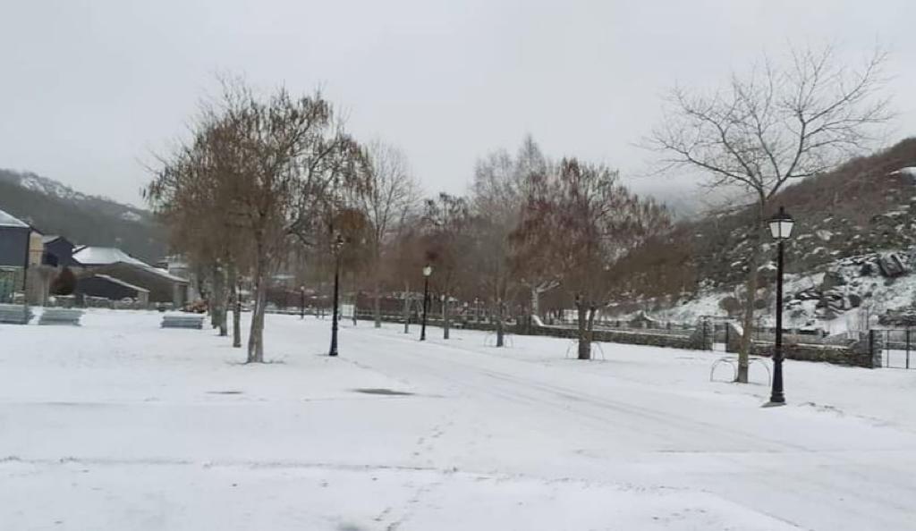 La nieve llega a Castilla y León: alerta en zonas de montaña de Ávila, León, Palencia, Salamanca, Segovia y Zamora