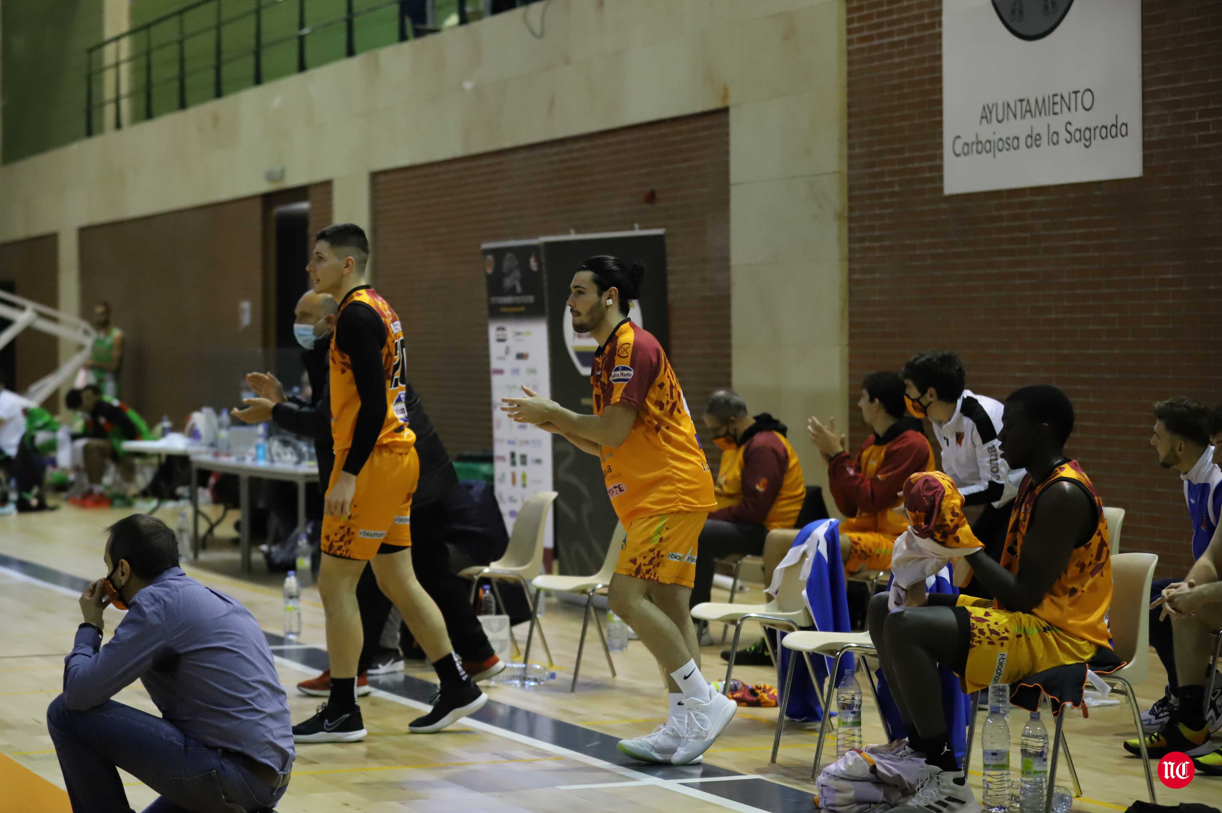 Fotos: El Zornotza pone fin a la imbatibilidad del Aquimisa Carbajosa en casa (75-87)