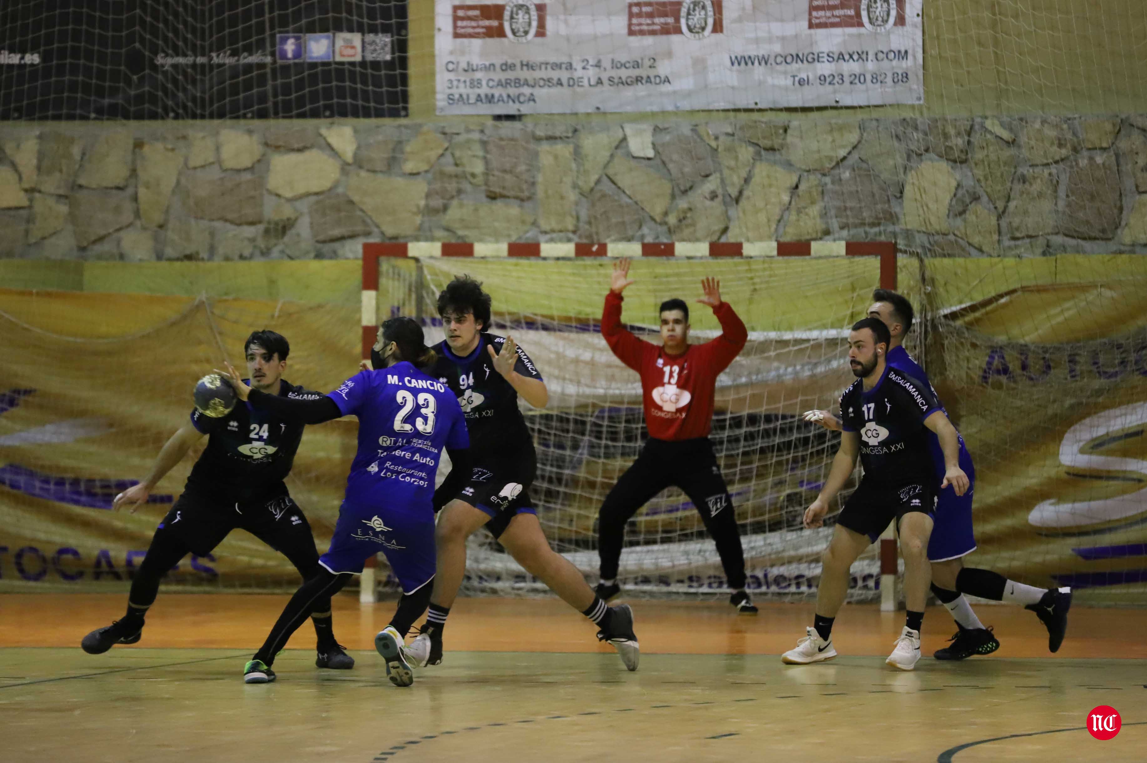 Fotos: BM Salamanca 13 - 22 BM Oviedo