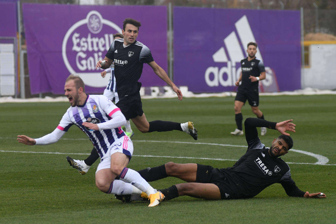 Fotos: Real Valladolid Promesas 0-1 Lealtad