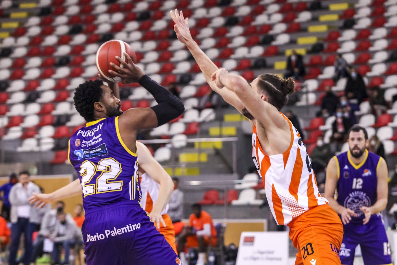 Los palentinos siguen sin ganar a domicilio esta temporada.