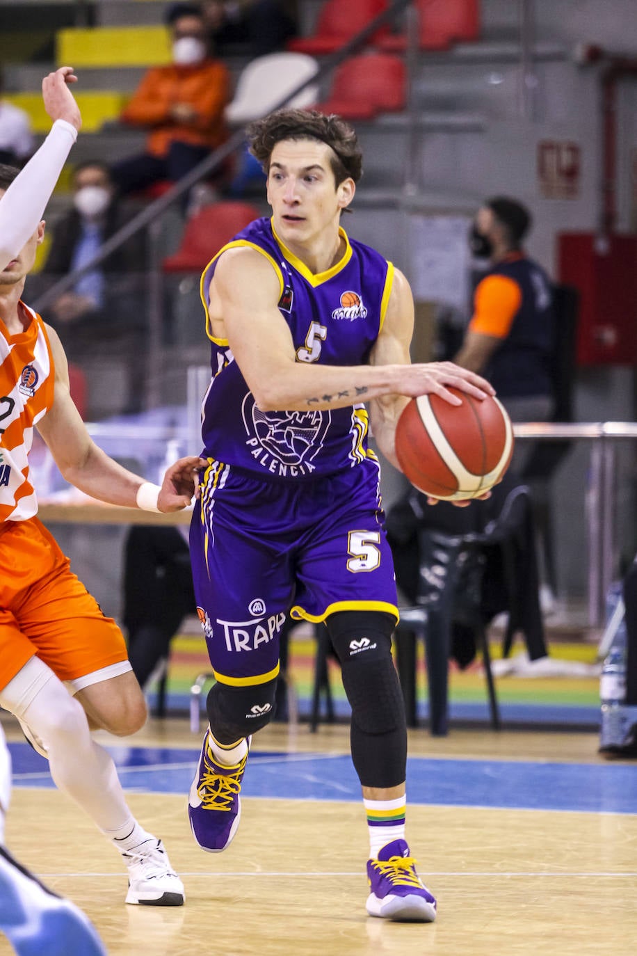 Los palentinos siguen sin ganar a domicilio esta temporada.