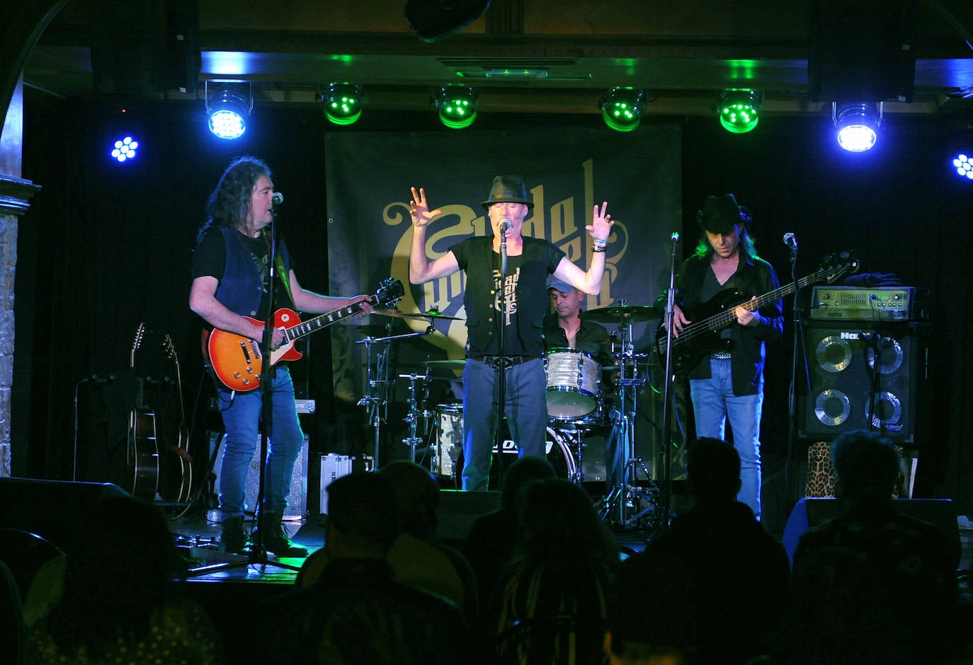 Fotos: Concierto de Cuidado con el perro en la Sala Porta Caeli