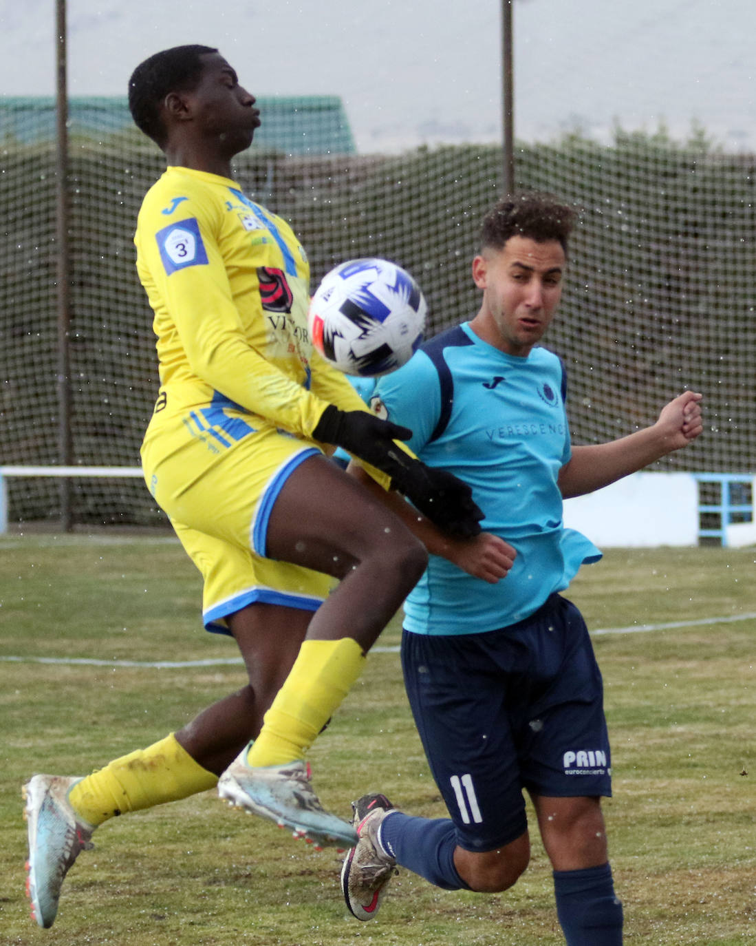 Partido de la tercera división entre el CD La Granja y la Arandina 