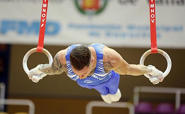 Néstor Abad mantiene su hegemonía en la gimnasia artística masculina