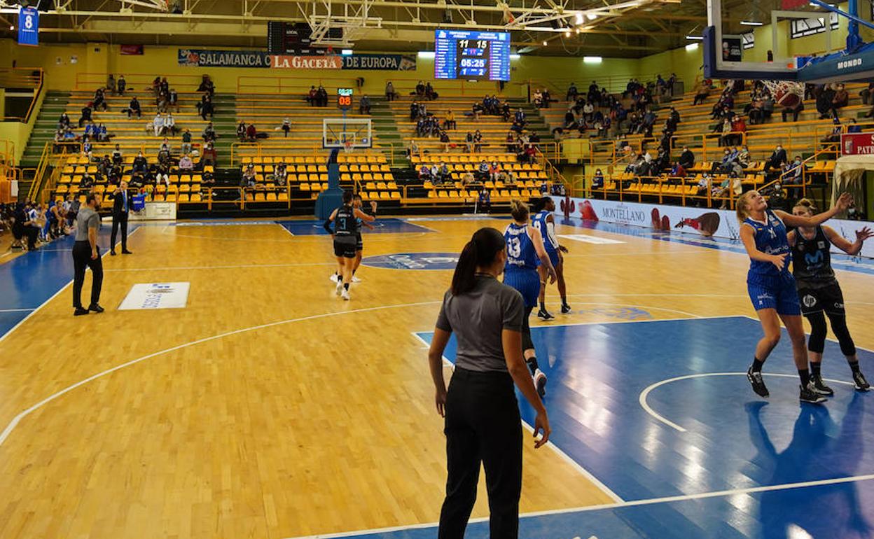 Uno de los partidos con público de esta temporada en Würzburg. 