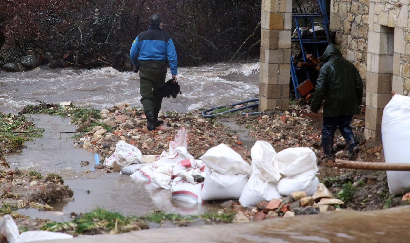 Inundaciones en la localidad segoviana de Navafría