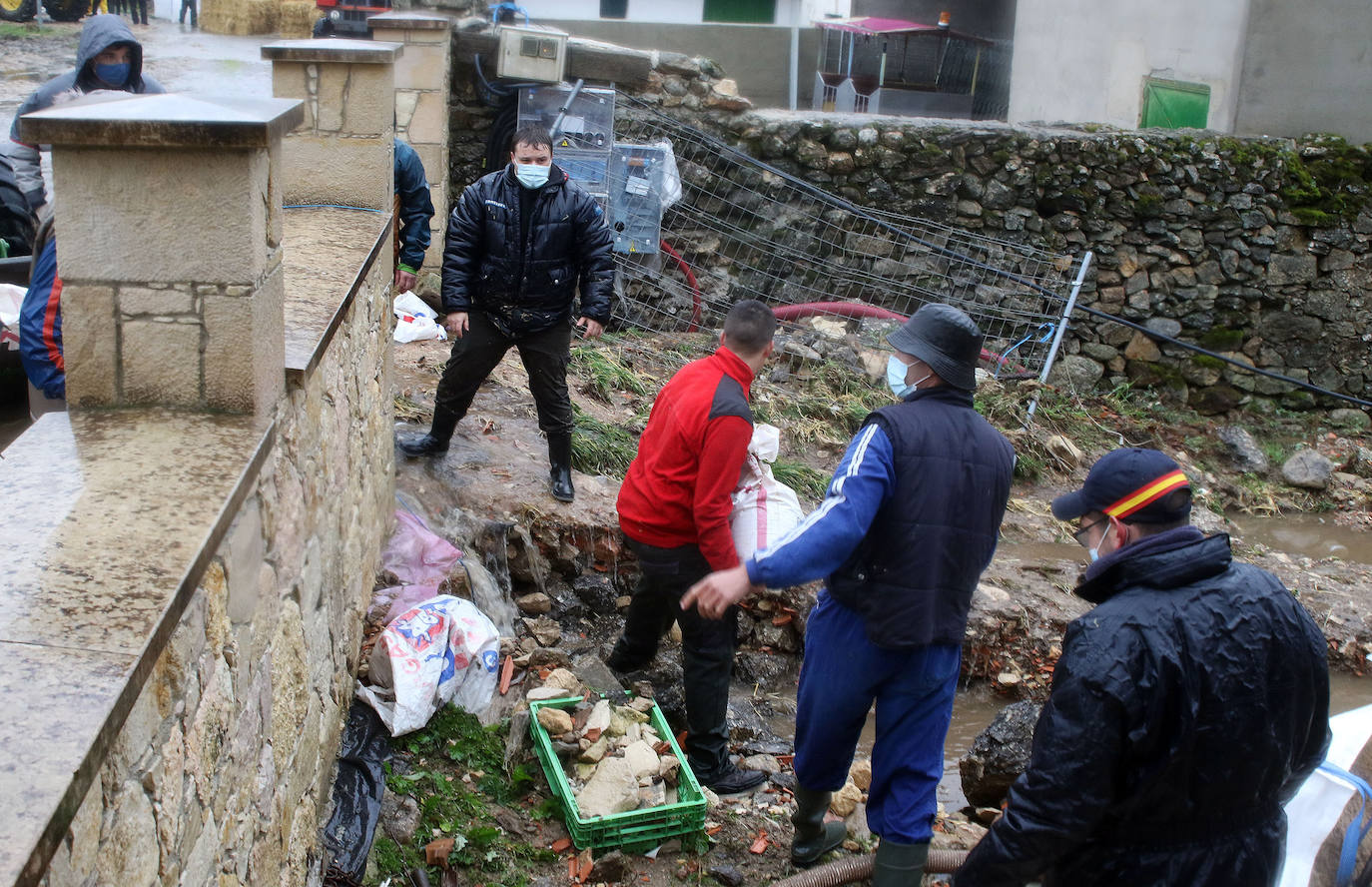 Inundaciones en la localidad segoviana de Navafría