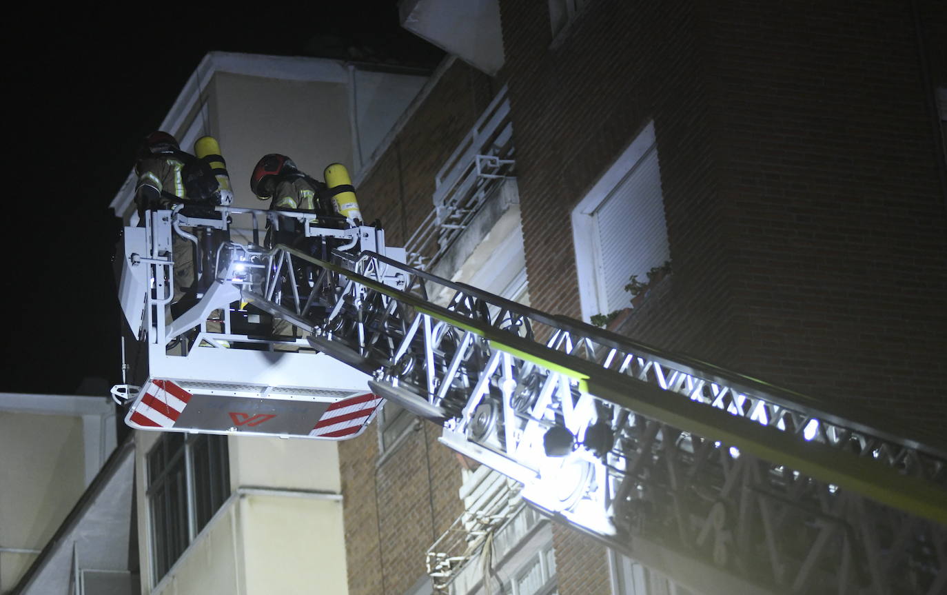 Fotos: Incendio en la calle Italia de Valladolid
