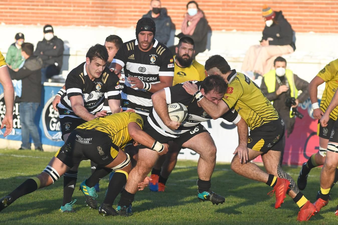 Fotos: Partido de rugby entre SilverStorm El Salvador y el Getxo Artea RT