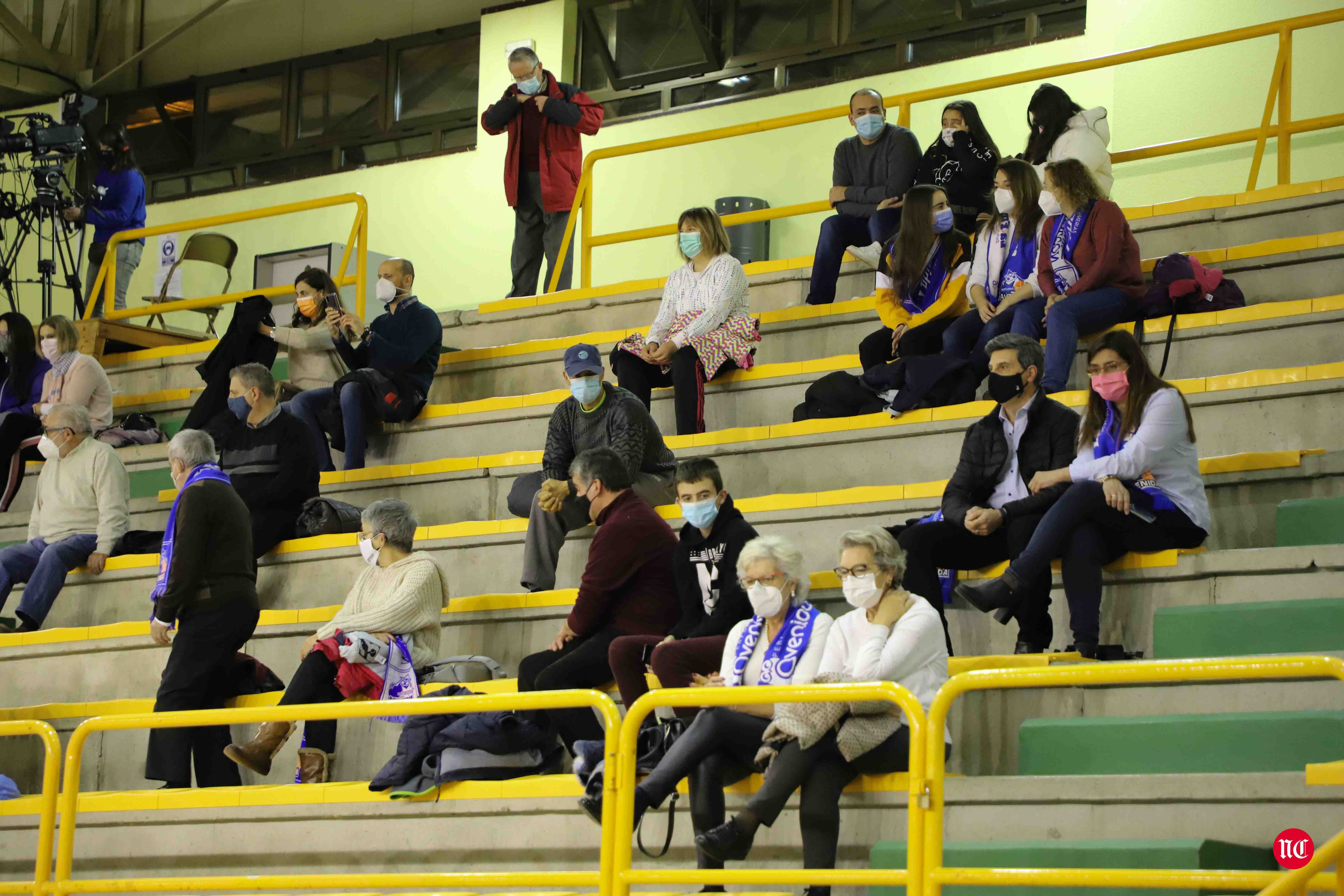 Fotos: El CB Avenida hace pequeño al Girona