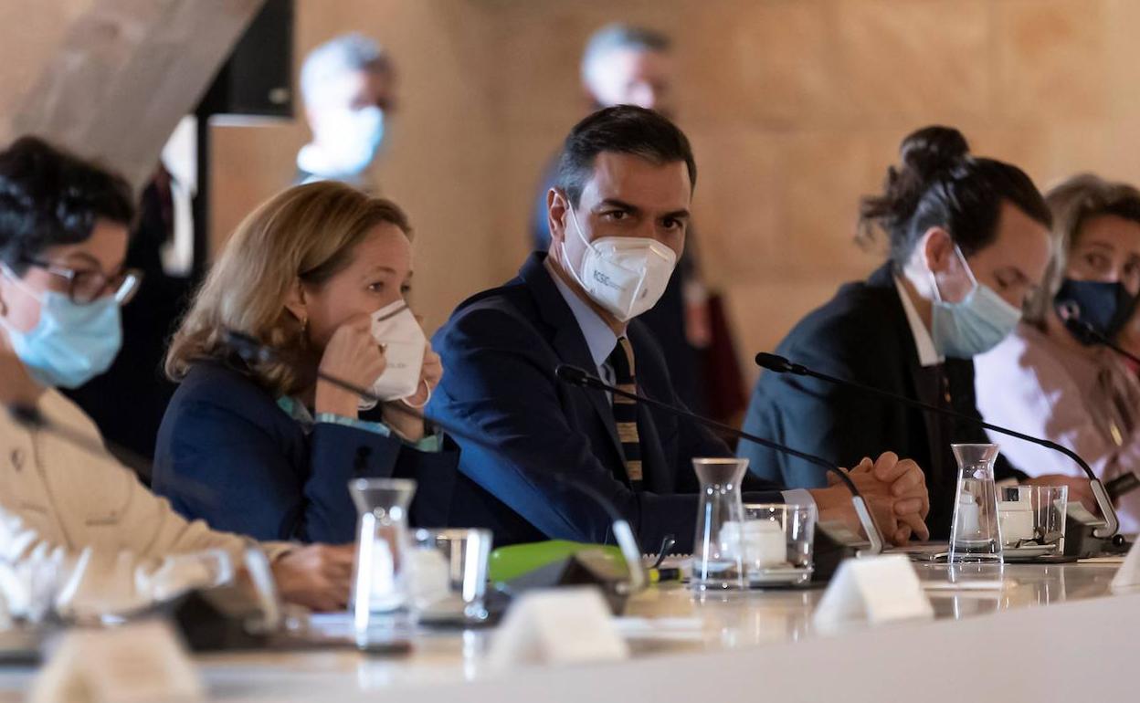 Editorial: Privatización de lo público