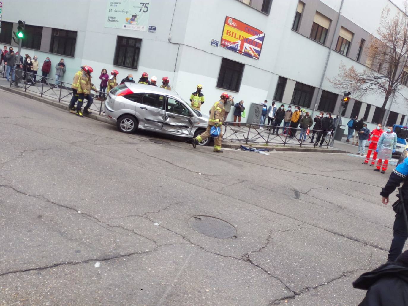 El suceso ha ocurrido en cruce de la calle Don Sancho con la calle Merced de la capital.