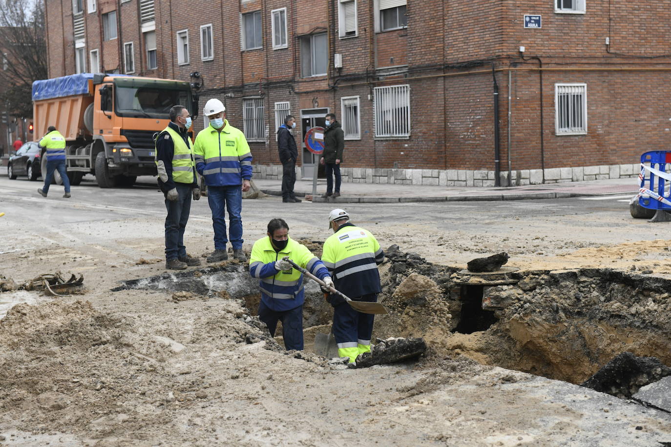 Los operarios se centrarán en las labores de tapado, limpieza y reparación de aceras.