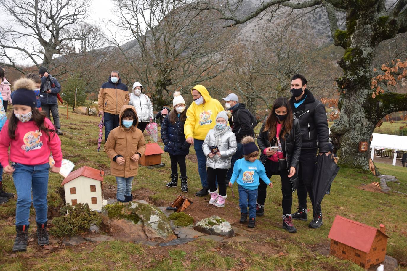 Jornada inaugural de las visitas a la casa del Ratoncito Pérez en Velilla del Río Carrión.