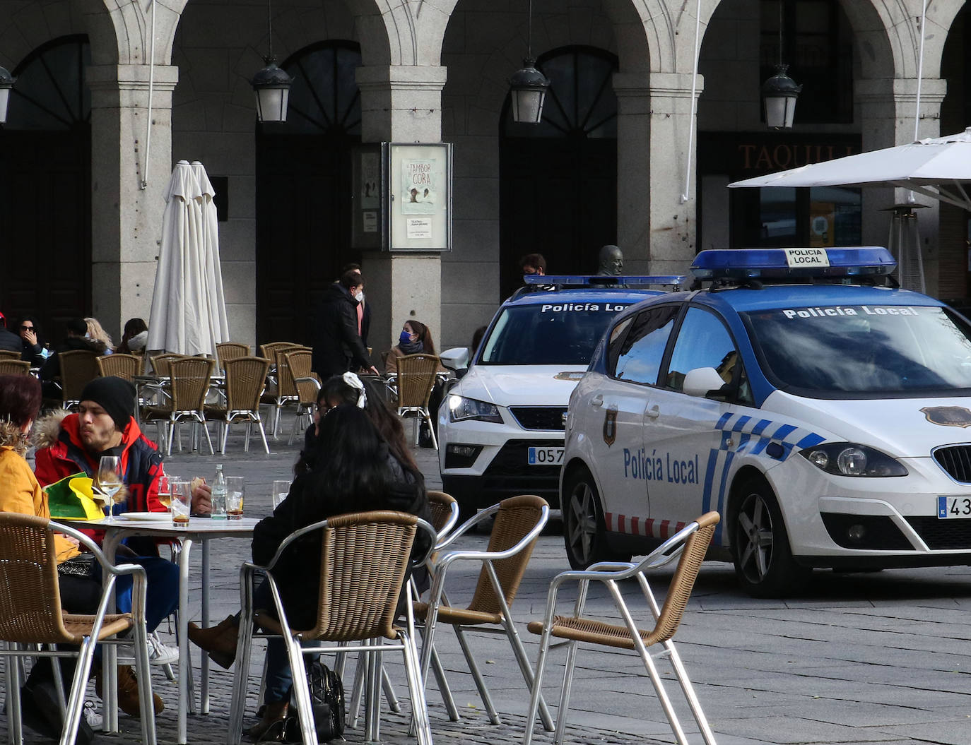 Día de Navidad en la Plaza Mayor de Segovia 
