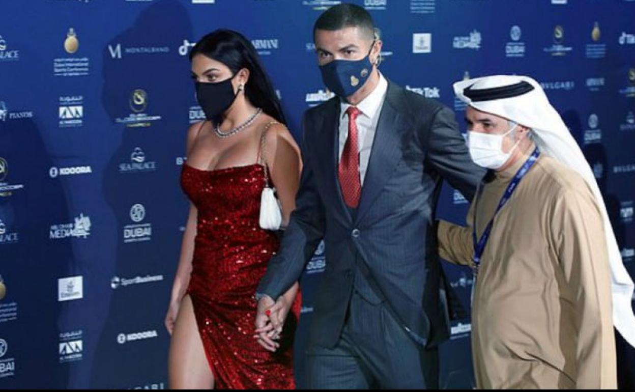 Georgina Rodríguez y Cristiano Ronaldo, en la gala Globe Soccer Awards. 