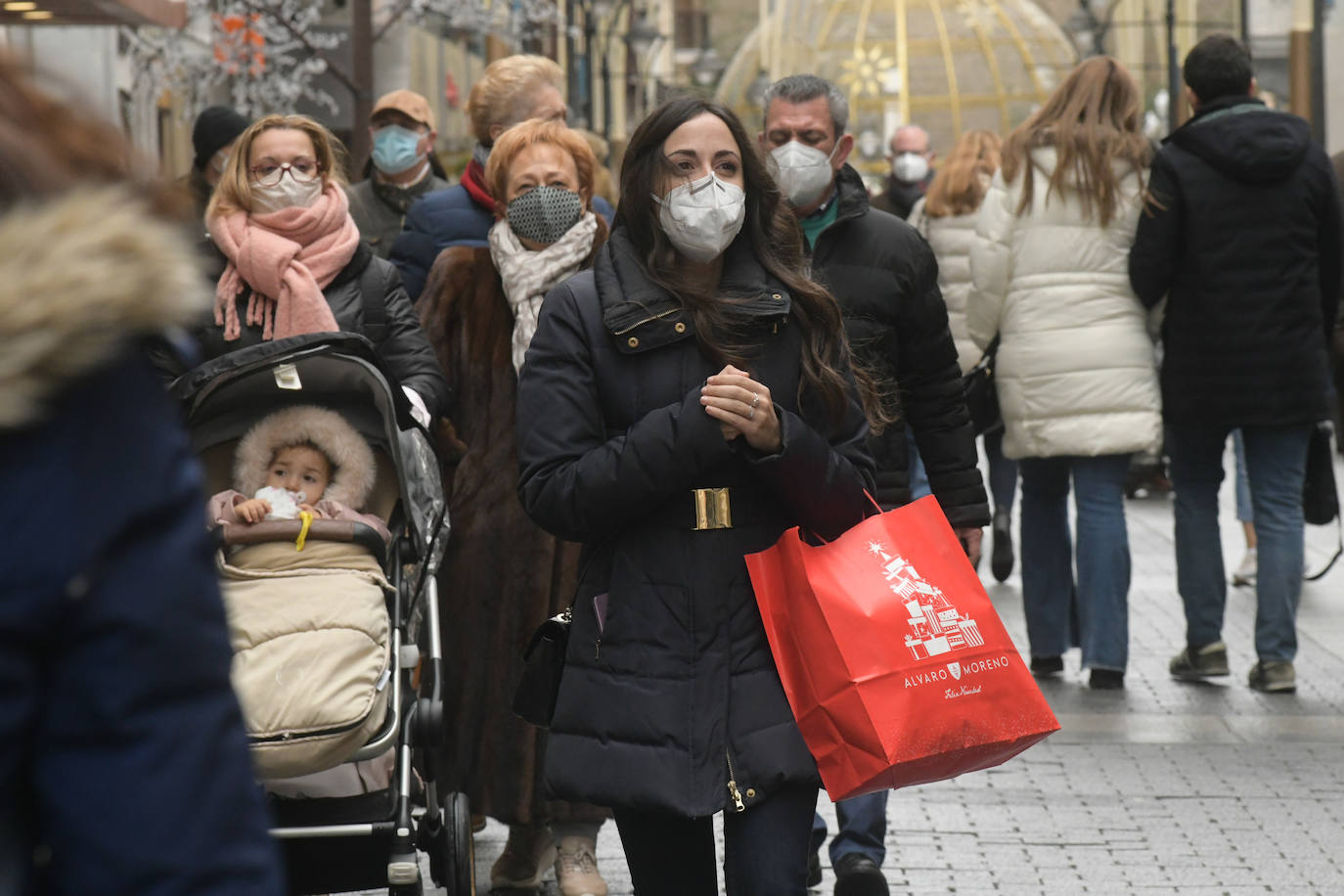 Fotos: Los vallisoletanos aprovechan la mañana y la tarde de Nochevieja para despedir el año