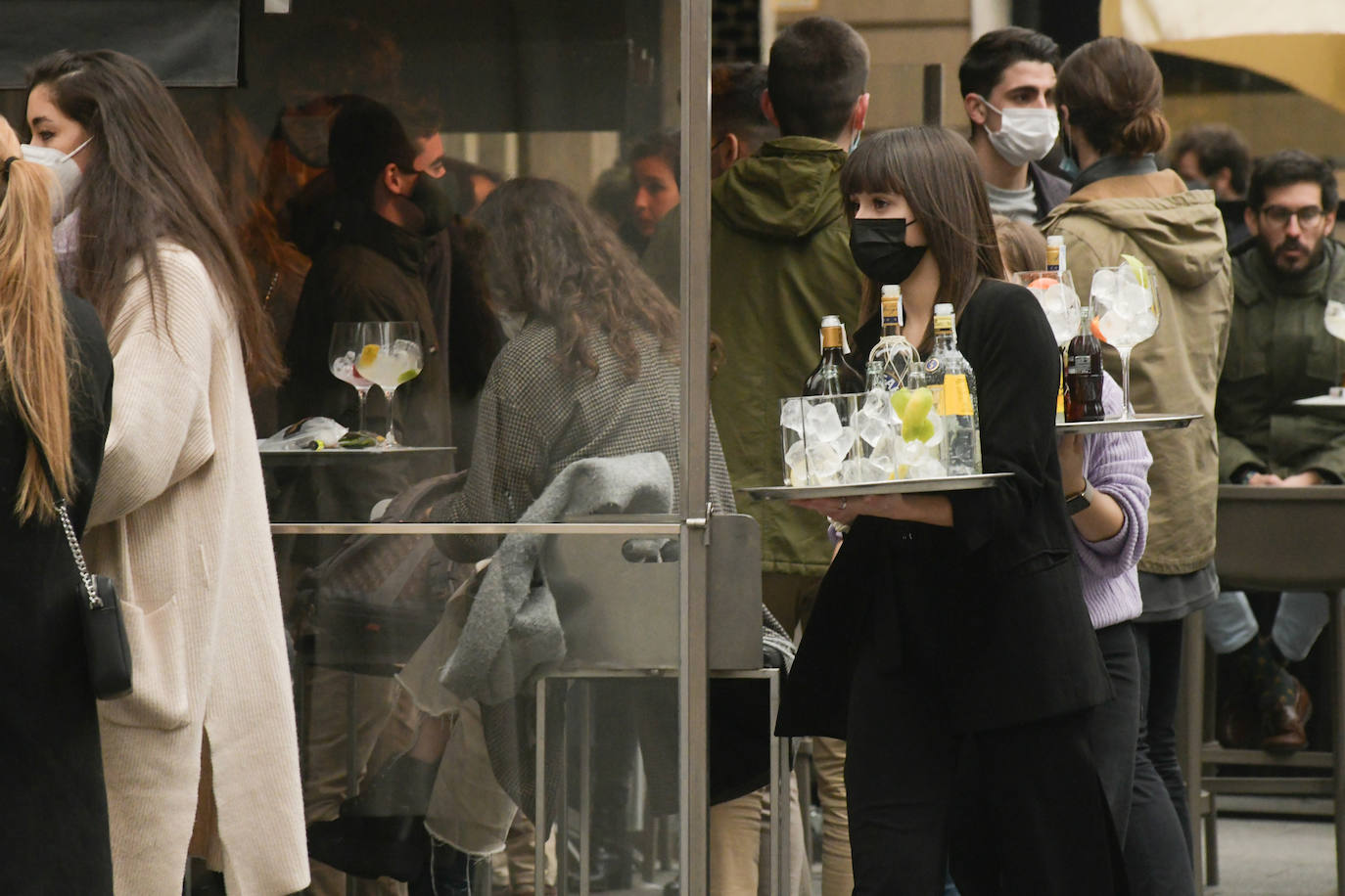 Fotos: Los vallisoletanos aprovechan la mañana y la tarde de Nochevieja para despedir el año