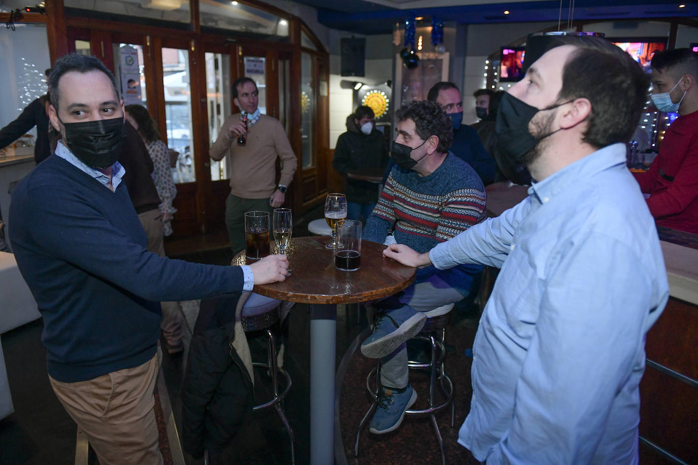 Fotos: Los vallisoletanos aprovechan la mañana y la tarde de Nochevieja para despedir el año