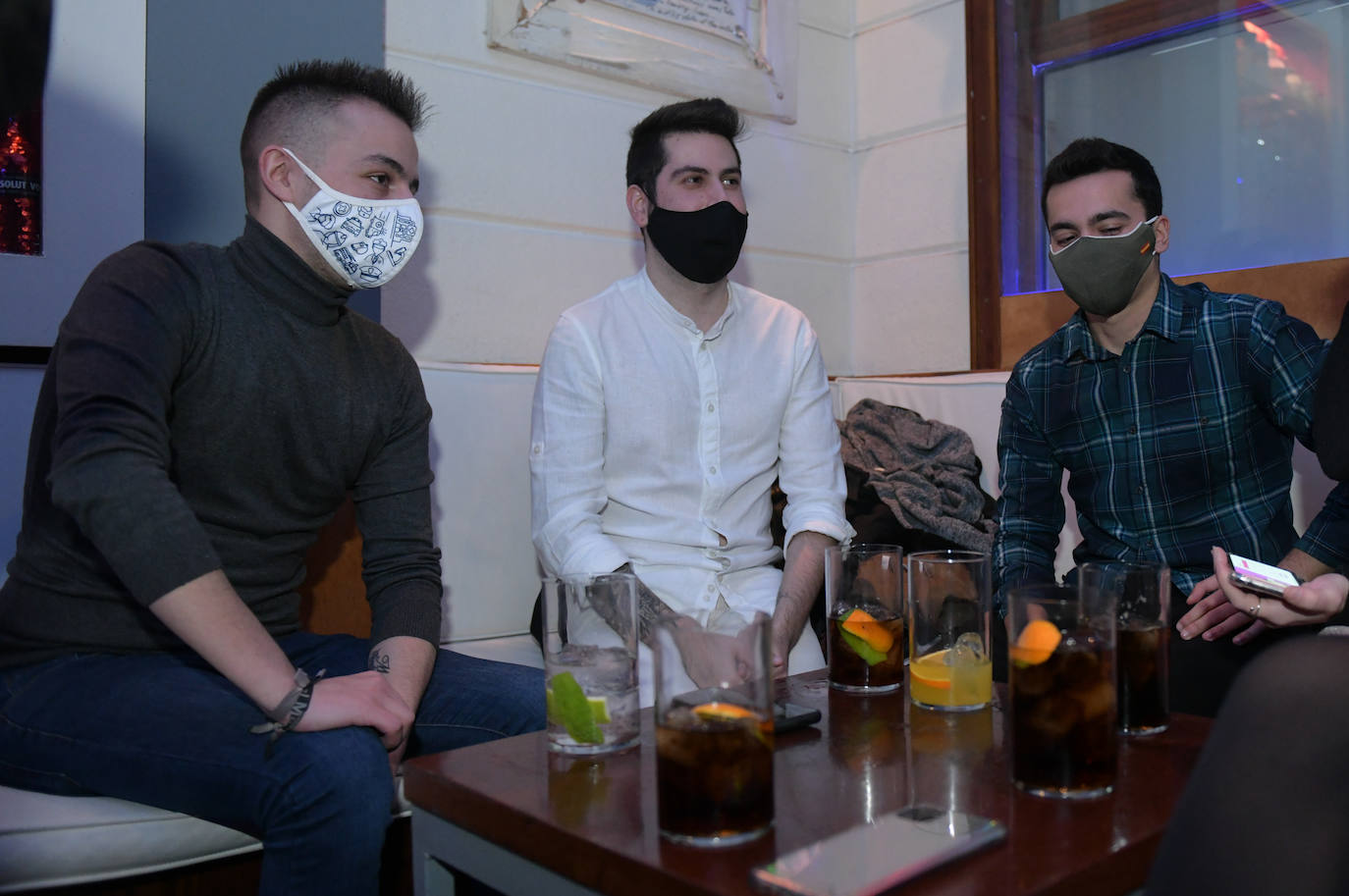 Fotos: Los vallisoletanos aprovechan la mañana y la tarde de Nochevieja para despedir el año