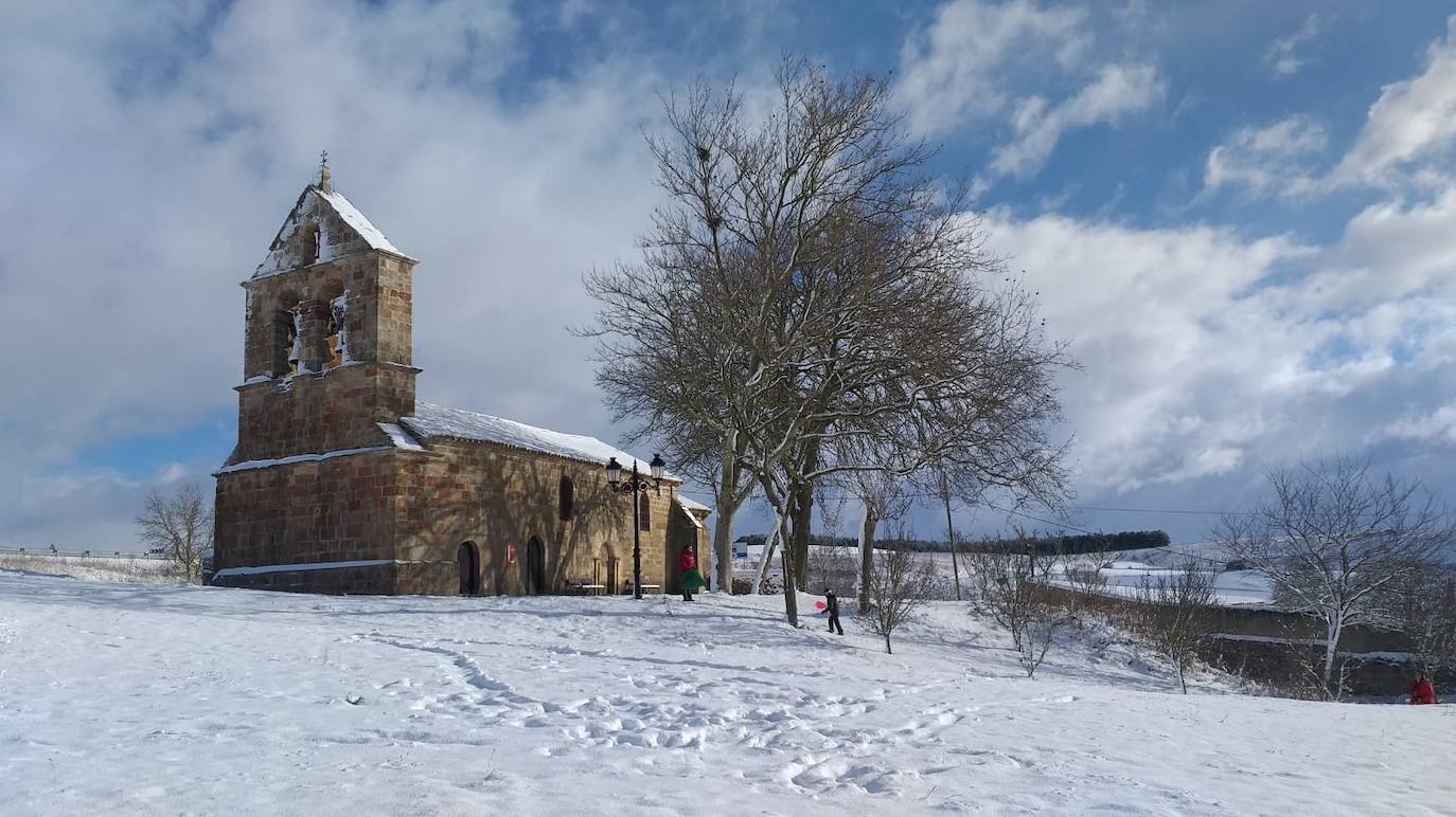 Fotos: Nieve en Valoria de Aguilar