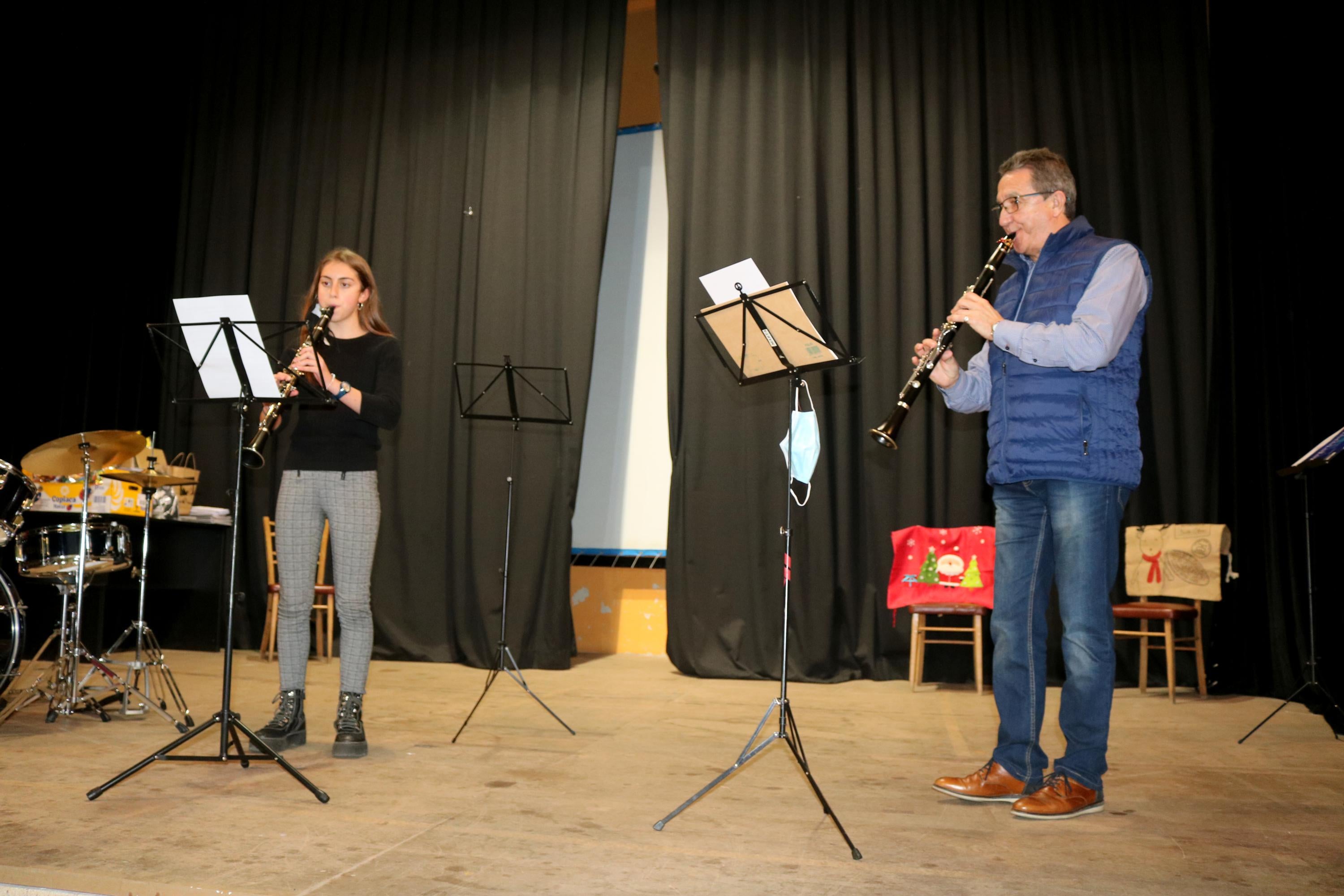 Los alumnos de la Escuela y Banda de Música Comarcal ofrecieron diversas actuaciones navideñas