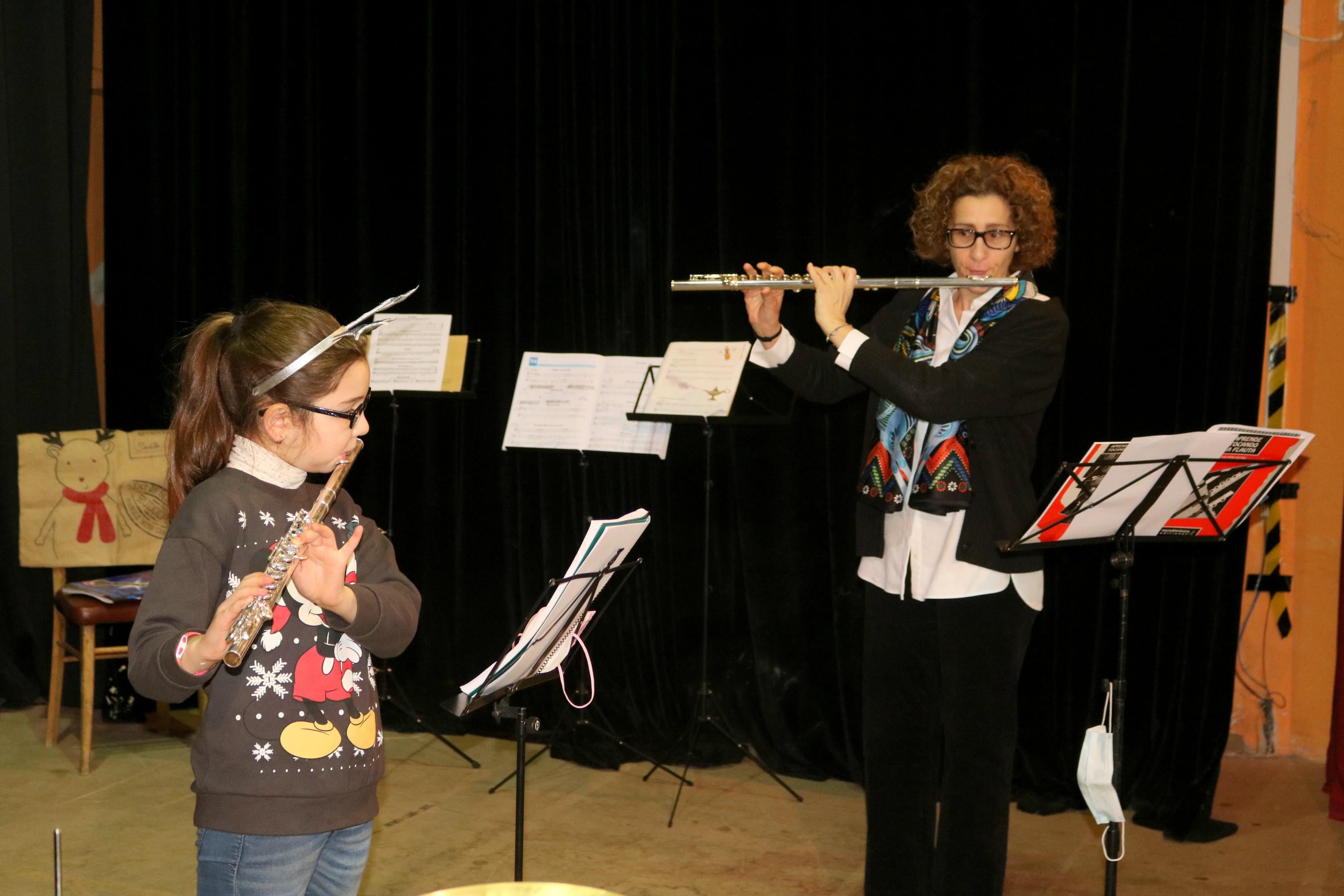 Los alumnos de la Escuela y Banda de Música Comarcal ofrecieron diversas actuaciones navideñas