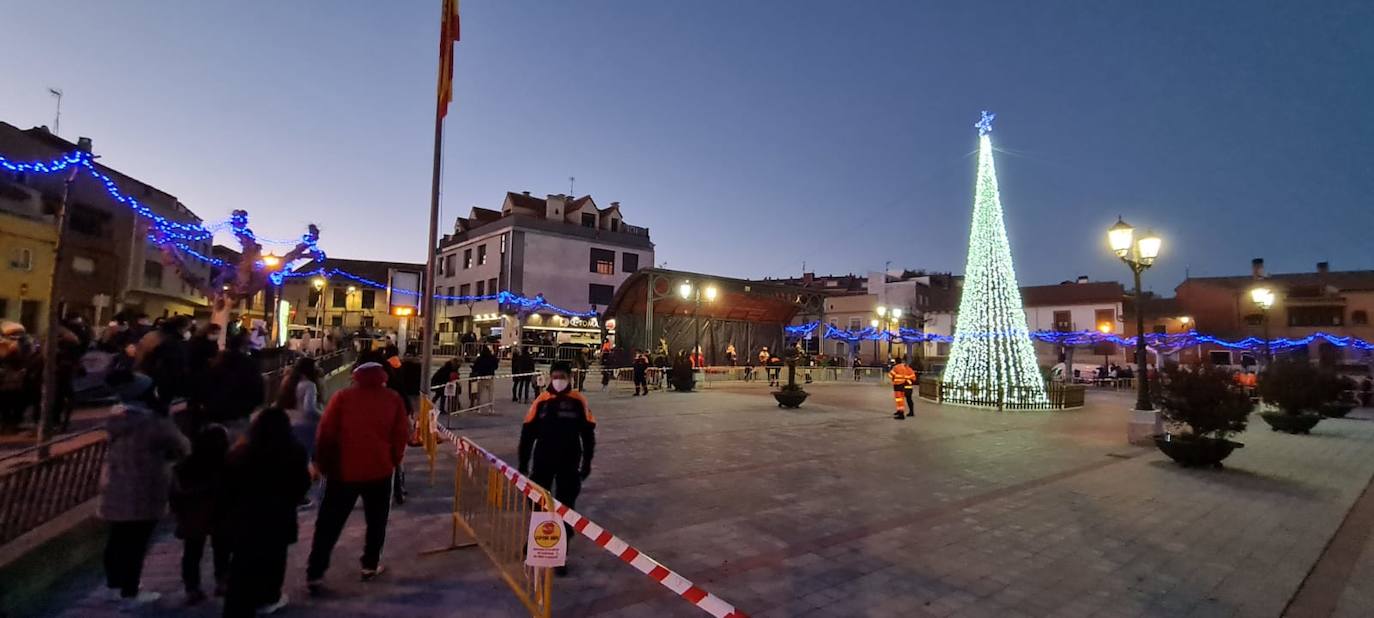 Fotos: Los Reyes reparten magia e ilusión en la provincia de Valladolid