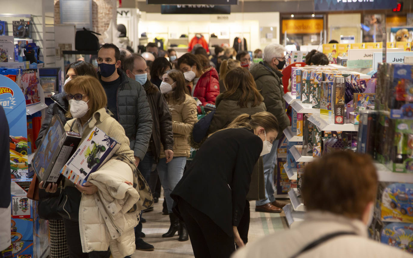Fotos: Regalos de Reyes en Valladolid