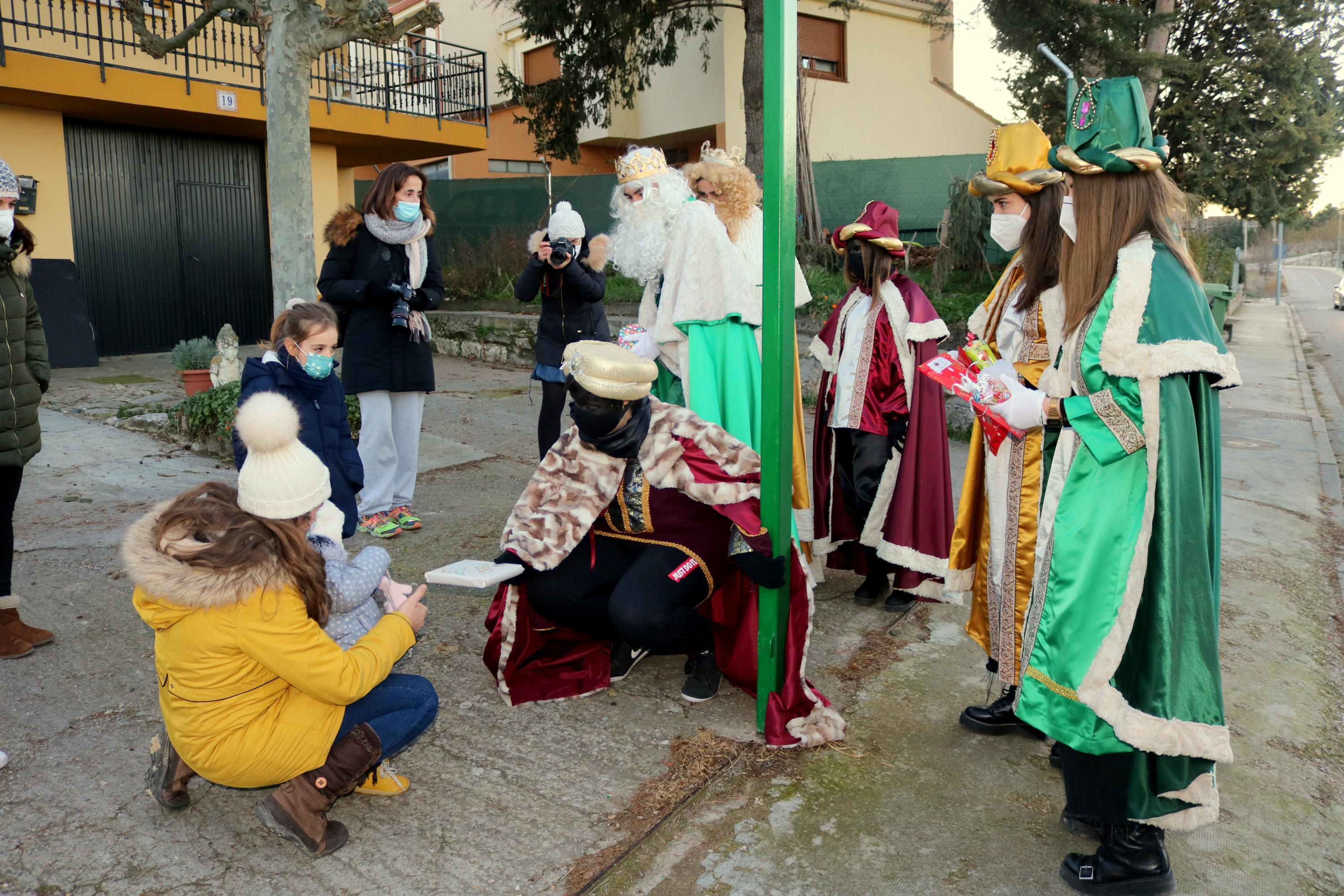 Los Reyes Magos visitaron a los niños baltanasiegos 