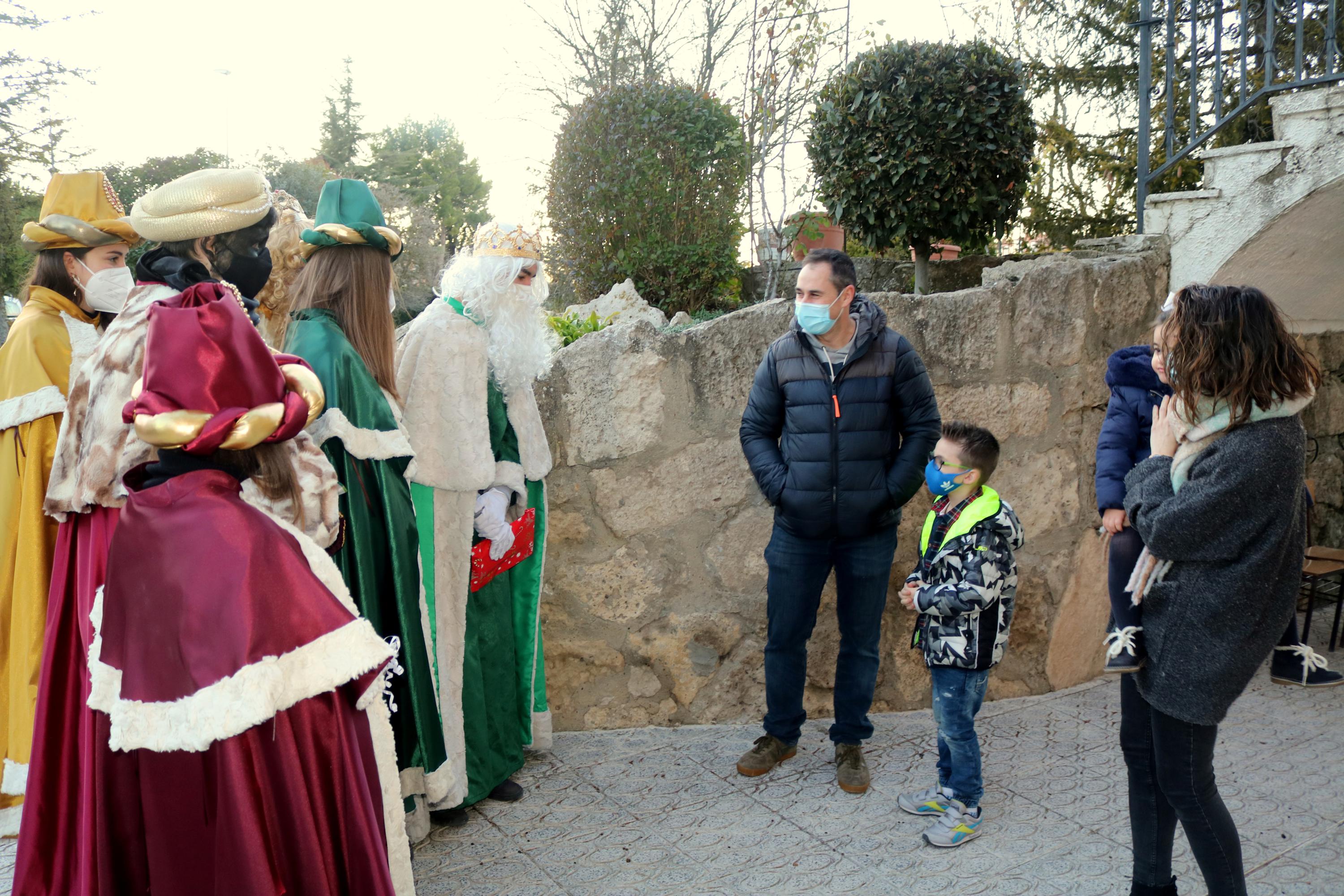 Los Reyes Magos visitaron a los niños baltanasiegos 