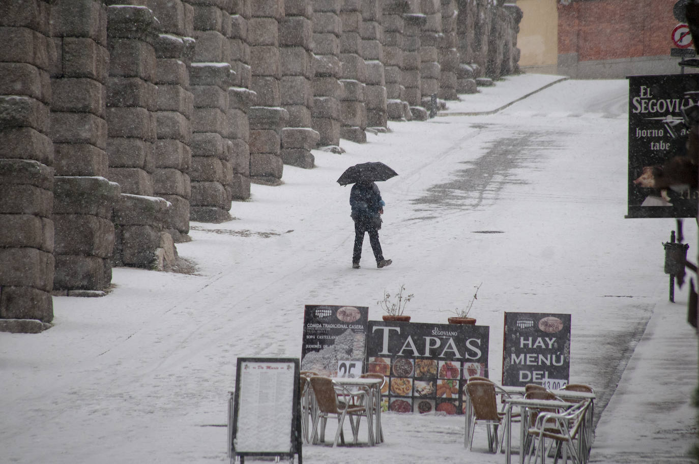 Nevada de este viernes en Segovia capital.