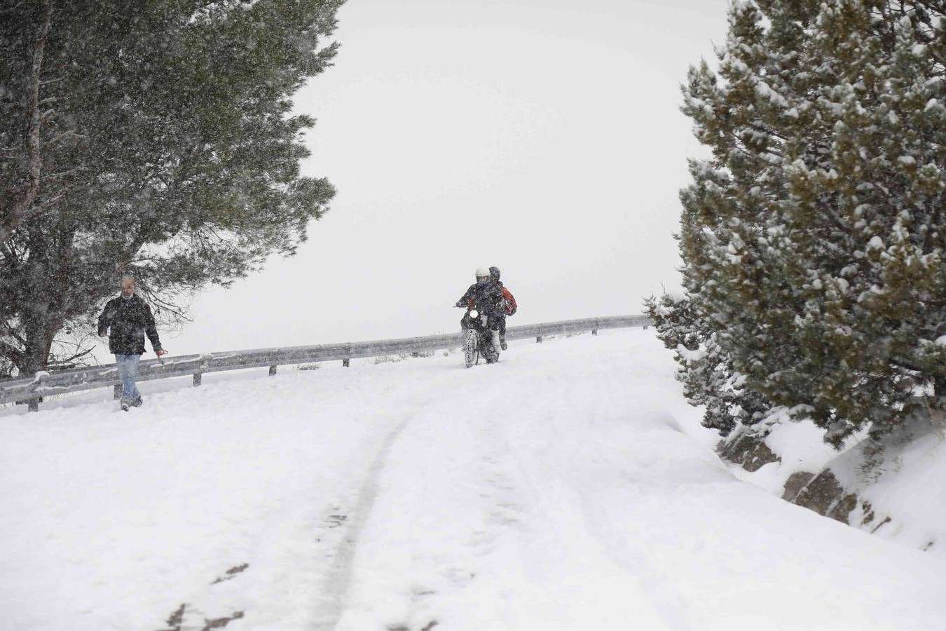 Fotos: Nevada en Peñafiel