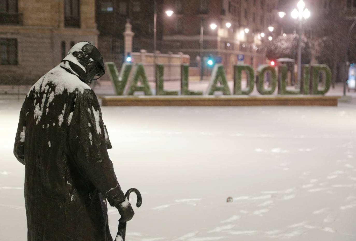 Fotos: Valladolid amanece teñida de blanco