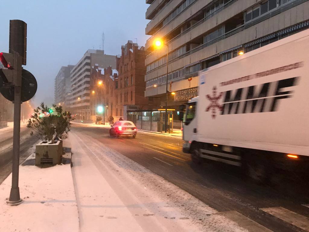 Fotos: Valladolid amanece teñida de blanco