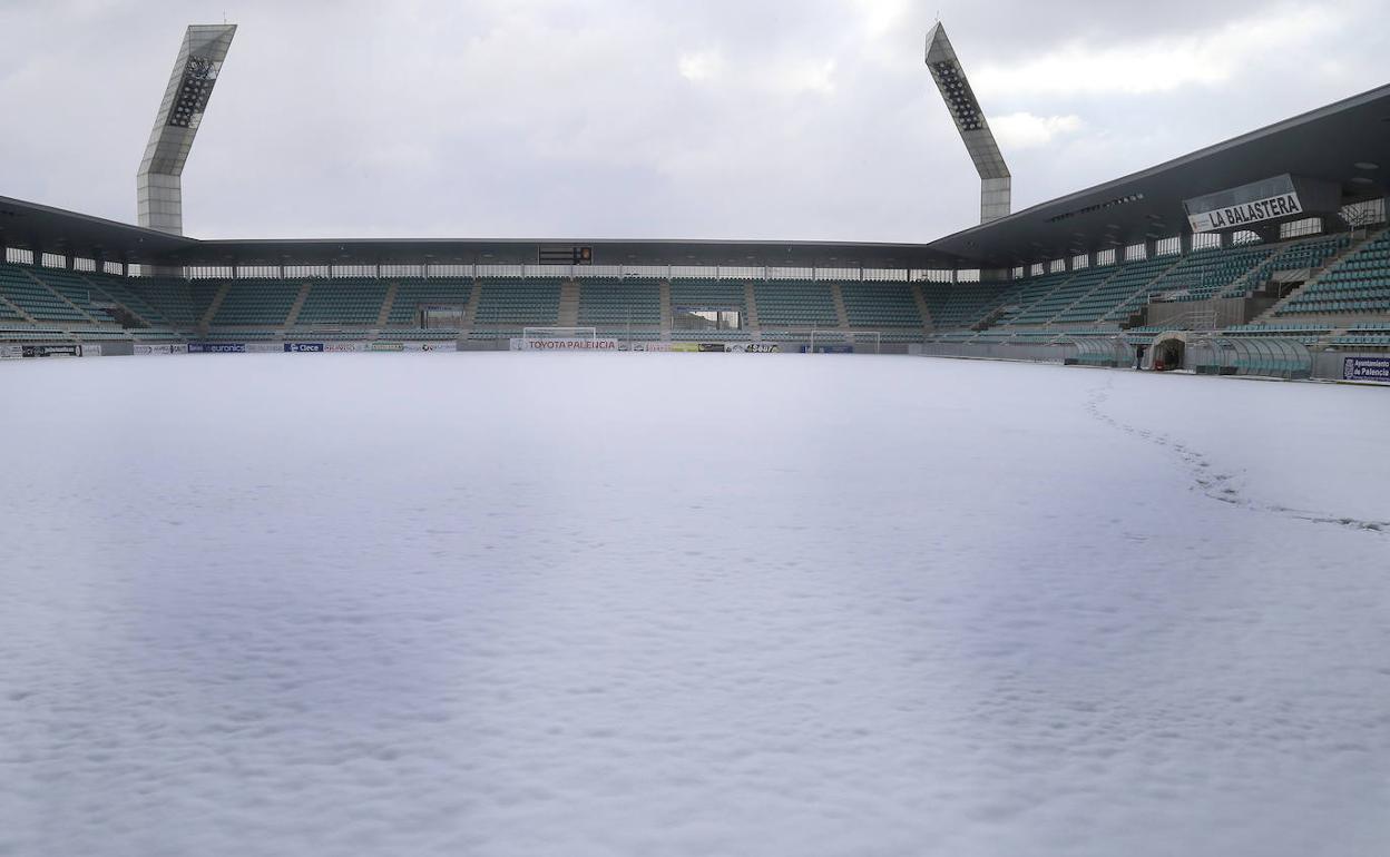 Imagen del interior de La Balastera completamente nevada. 