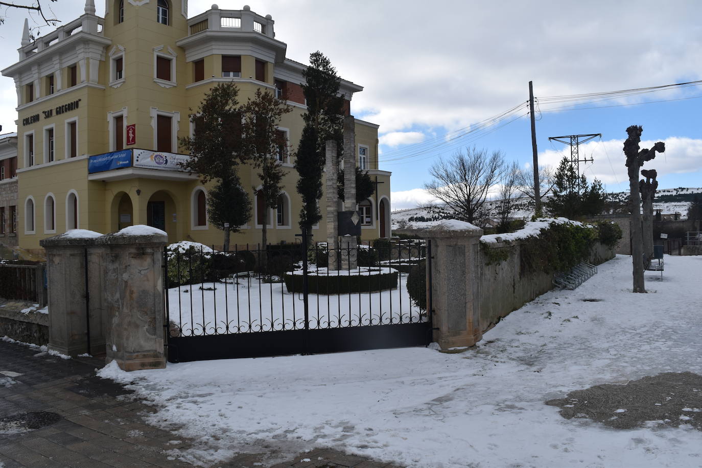 Fotos: Los colegios de Aguilar, preparados para retomar las clases este martes