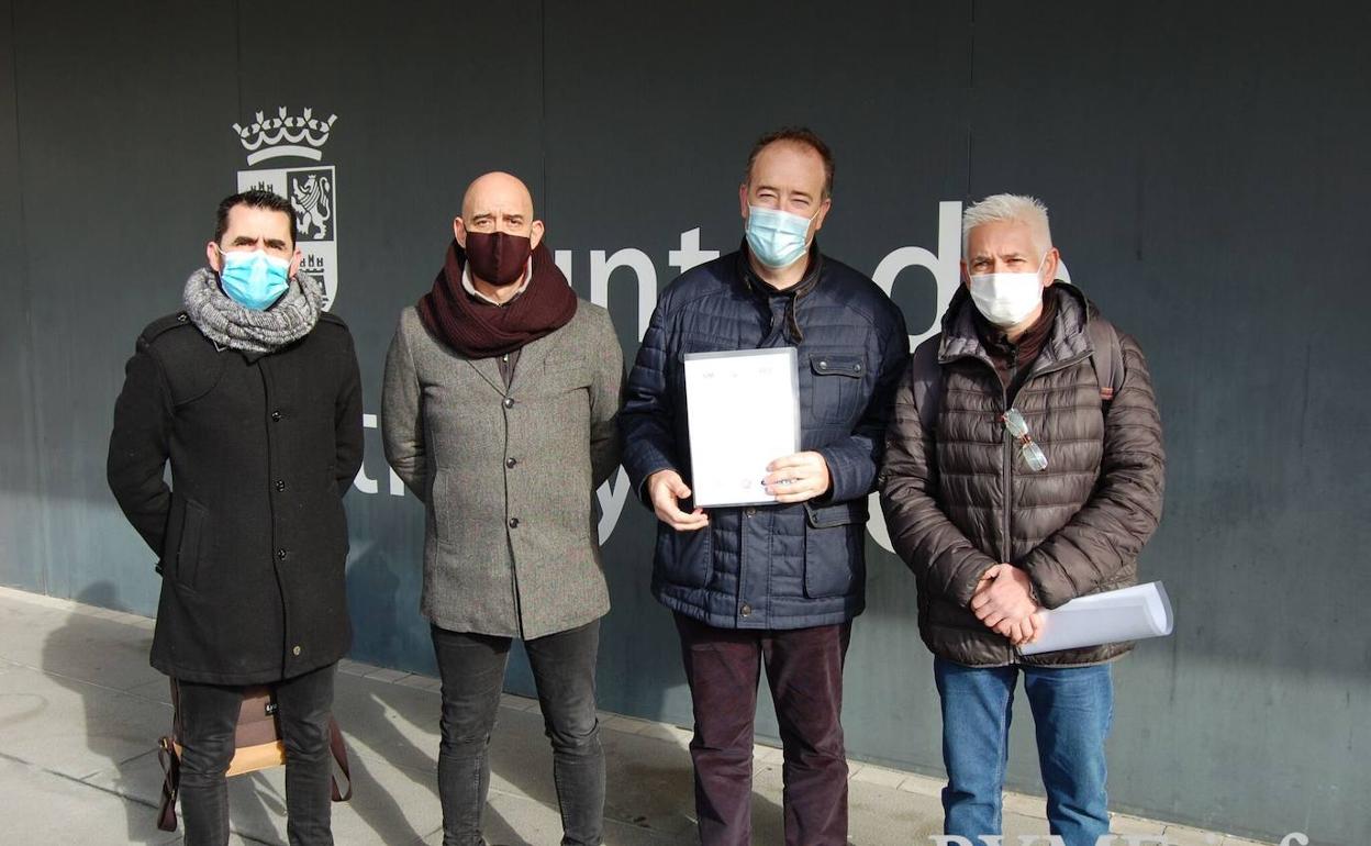 Patronal y sindicatos instan a la Junta a abrir una sede del SERLA en Salamanca