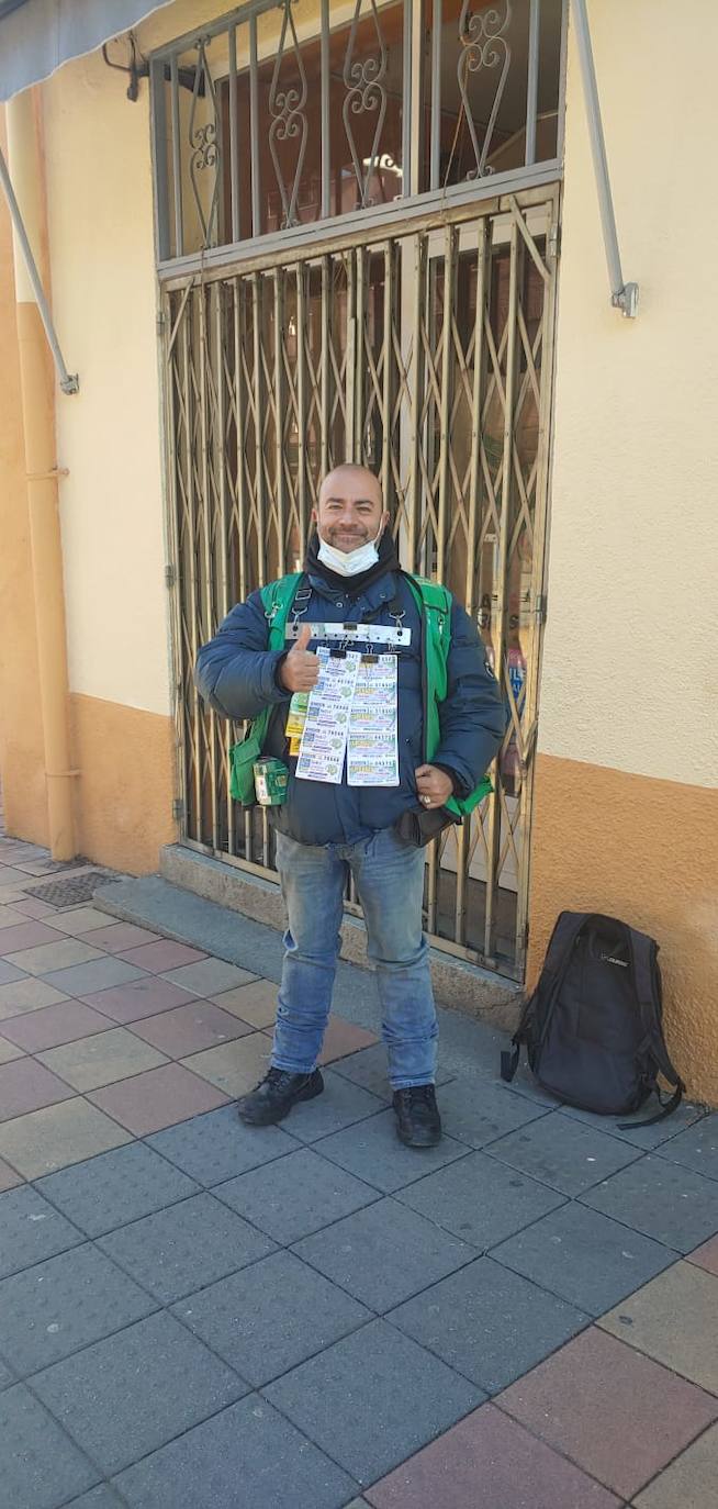 Mario Hernández Gutiérrez, vendedor de los tres cupones premiados.